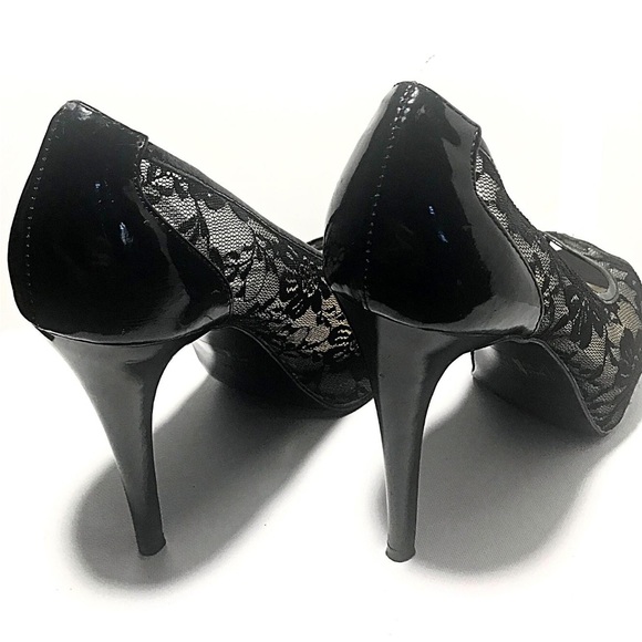 Black Guess Heels - Picture 3 of 5